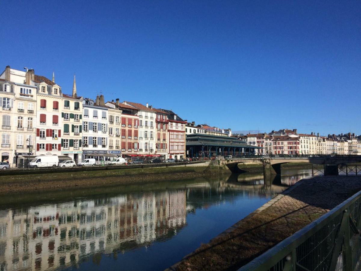 Sci Charcutiere 64 Apartment Bayonne Luaran gambar